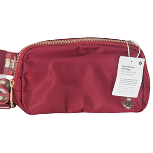 Lululemon Everywhere Belt Bag Wordmark Deep Luxe Burgundy Red Gold Logo