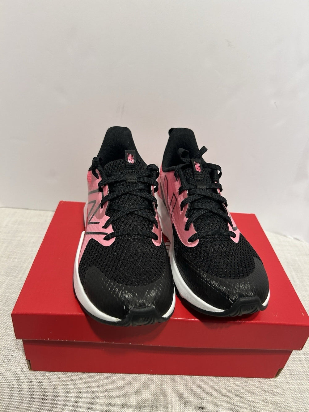 New Balance Rave Run v2 Pink Black PKRAVAS2 Size 1
