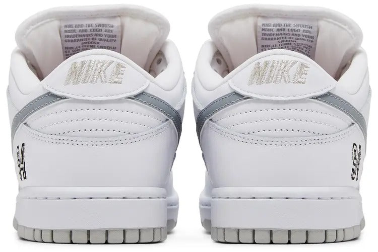 2025 Nike Supreme x Dunk Low SB 'White Metallic Silver'