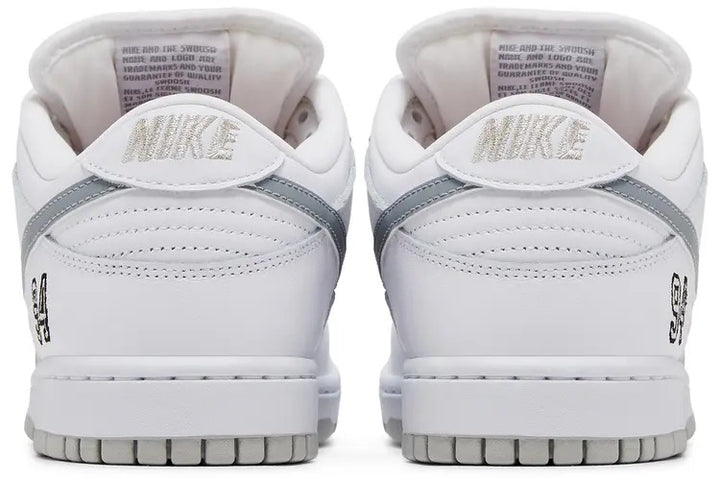2025 Nike Supreme x Dunk Low SB 'White Metallic Silver'