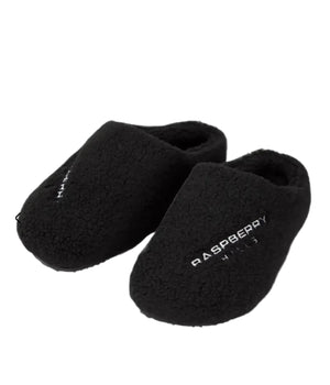 Raspberry Hills “Stacy From the Woods” Slippers – GV Gallery