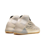 Adidas Yeezy Quantum - Living Legend