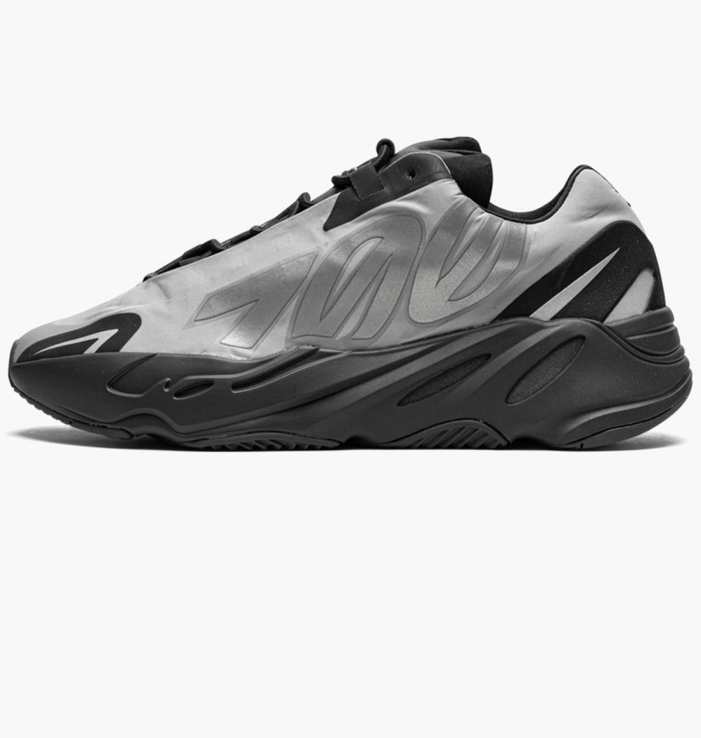 Adidas Yeezy Boost 700 MNVN - Living Legend