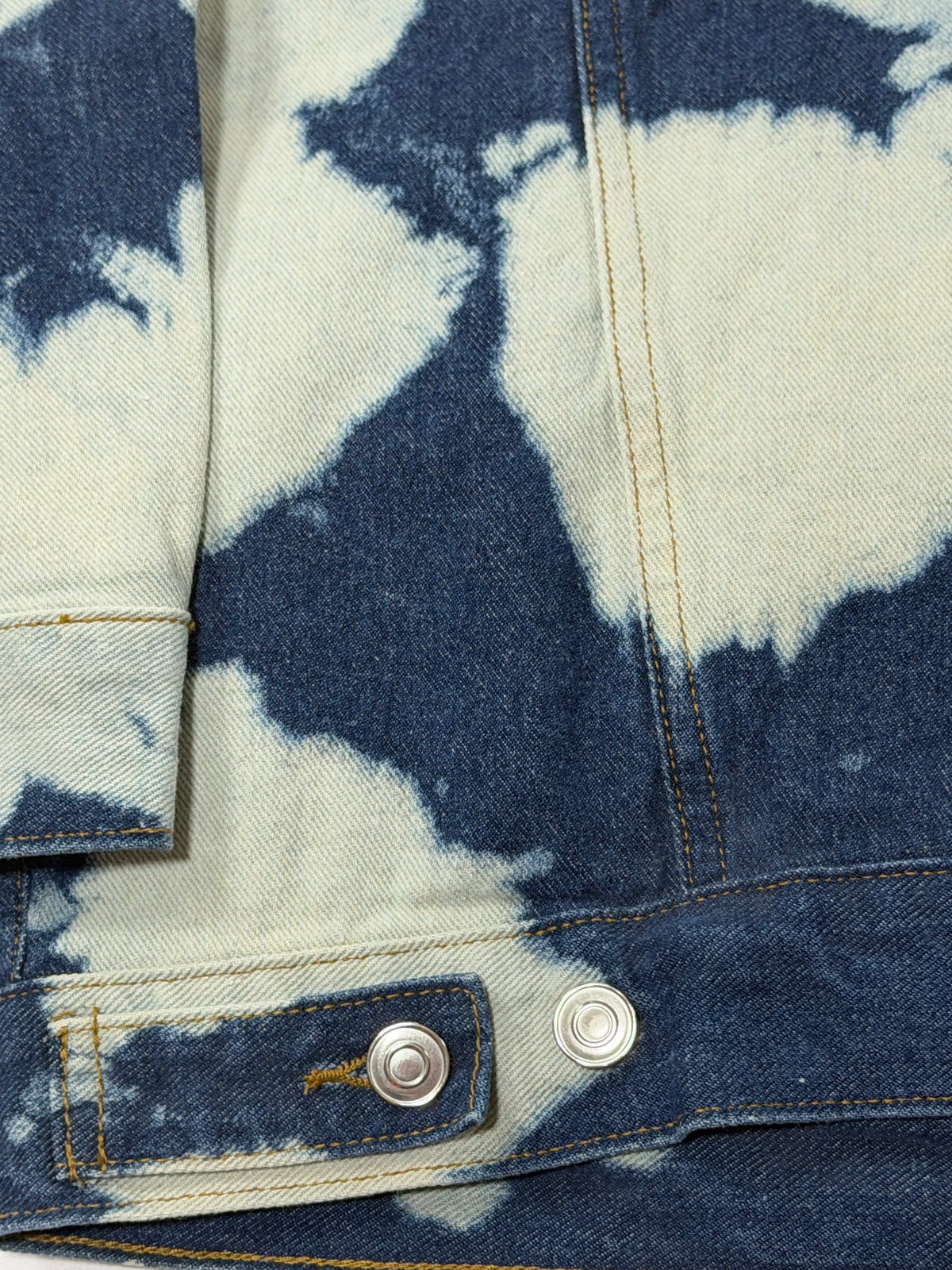 Black Scale Acid Wash Denim Trucker Jacket Medium Blue White Streetwear